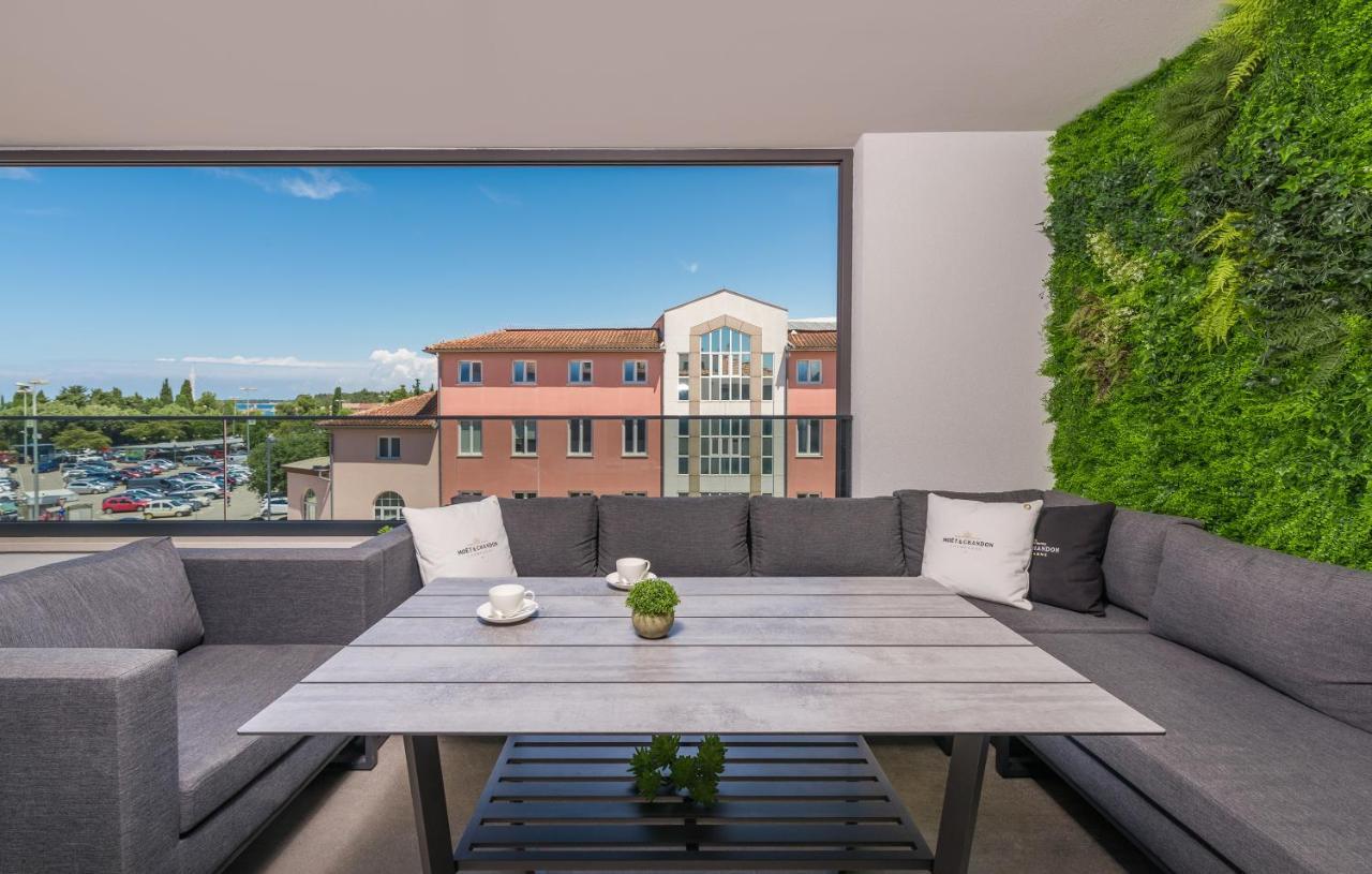 Val Di Sole 2 Appartement Poreč Buitenkant foto