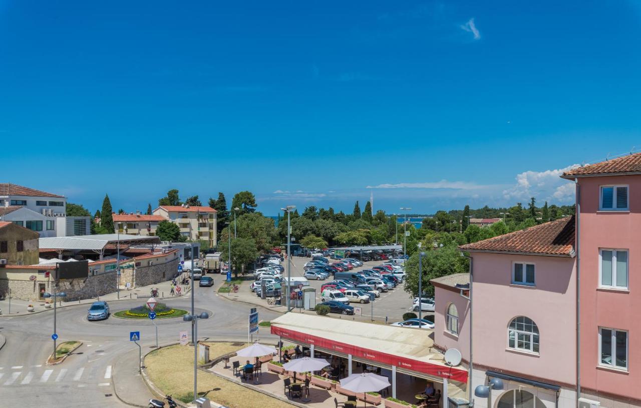 Val Di Sole 2 Appartement Poreč Buitenkant foto